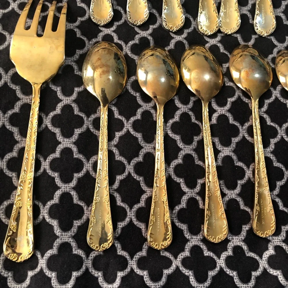 Vtg William Rogers and Sons Flatware Silverware GOLD PLATE 23 Pieces 9” Fork L12